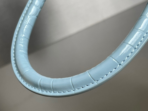 Ba*len*cia*ga hourglass