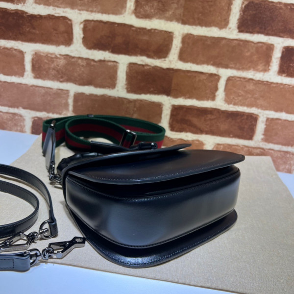 G*u*i small top handle bag with bamboo