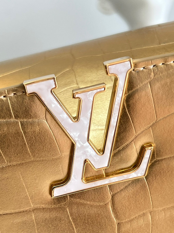 l0*is V*t0n capucines bb