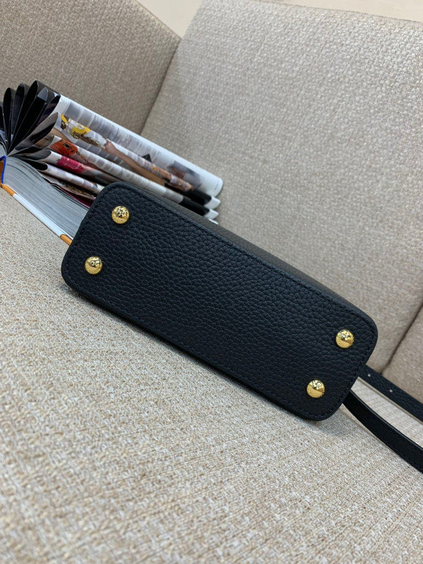 l0*is V*t0n capucines mini