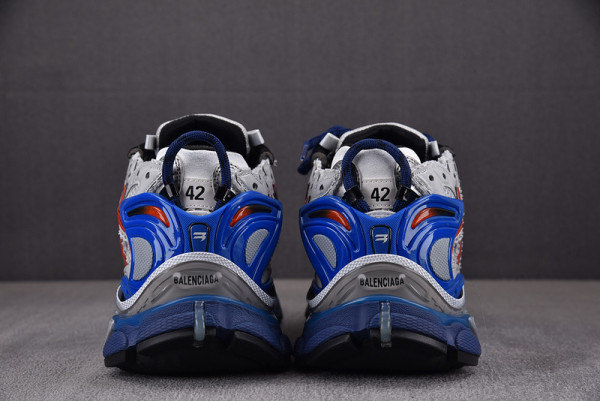 Ba*len*cia*ga runner