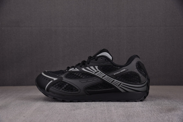 bo*te*ga Ve*ne*ta sneakers