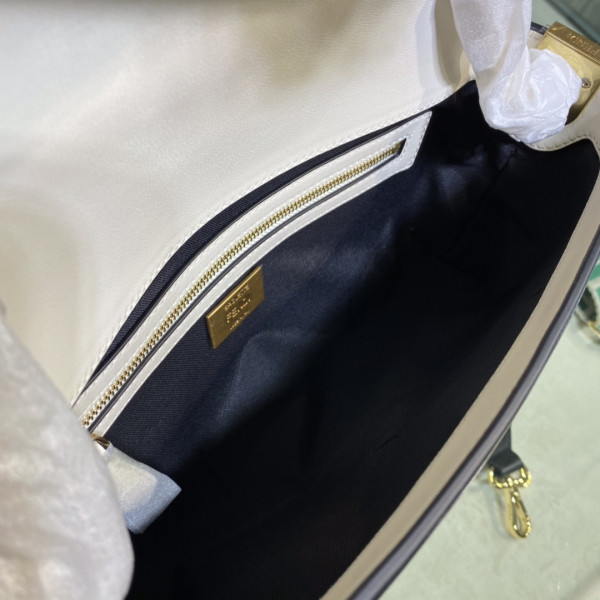 F**di baguette chain