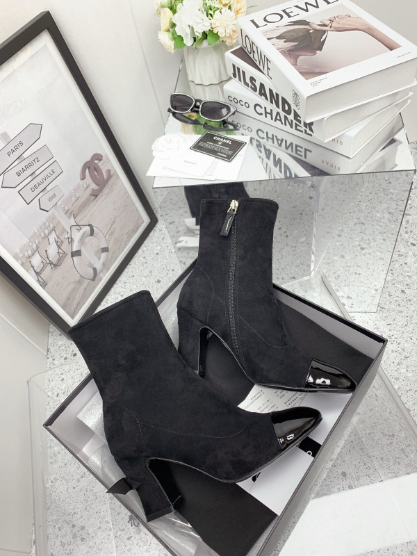 CL ANKLE BOOTS