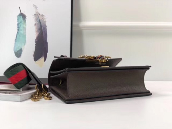 G*u*i queen margaret 476541