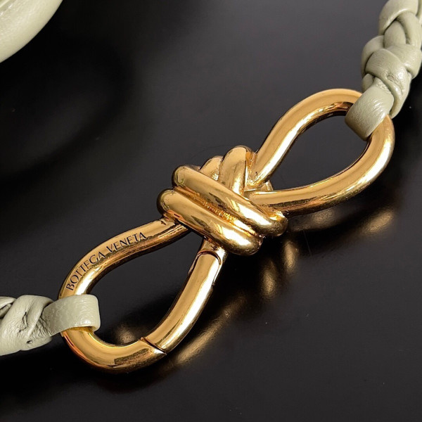 bo*te*ga Ve*ne*ta small andiamo-25*22*10.5cm