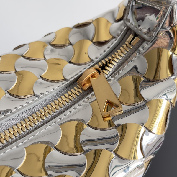 bo*te*ga Ve*ne*ta candy wallace-22*13*9cm