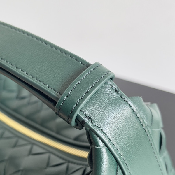 bo*te*ga Ve*ne*ta candy wallace-22*13*9cm