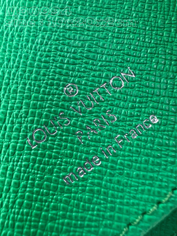 l0*is V*t0n zippy wallet-10*20*2 cm