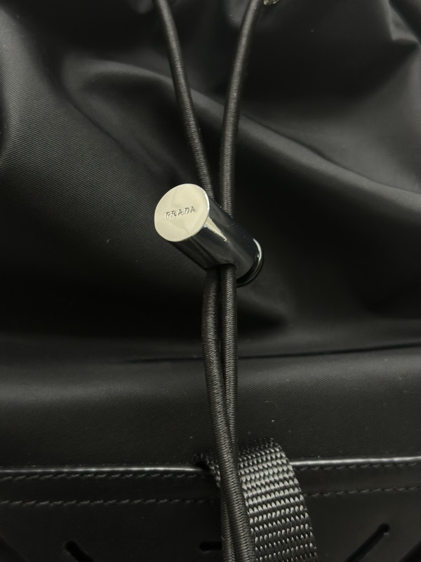 Pra*a backpack-42*38*18cm