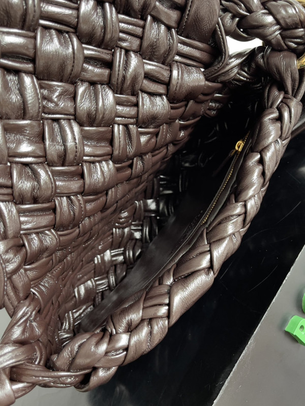 bo*te*ga Ve*ne*ta  città shoulder bag-25*18*5.5cm