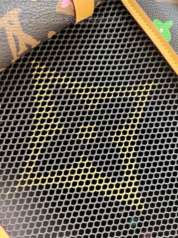 l0*is V*t0n dog bag-44*32*23cm