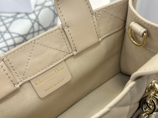 DIRO MINI BOOK TOTE-21.5*13*7.5CM