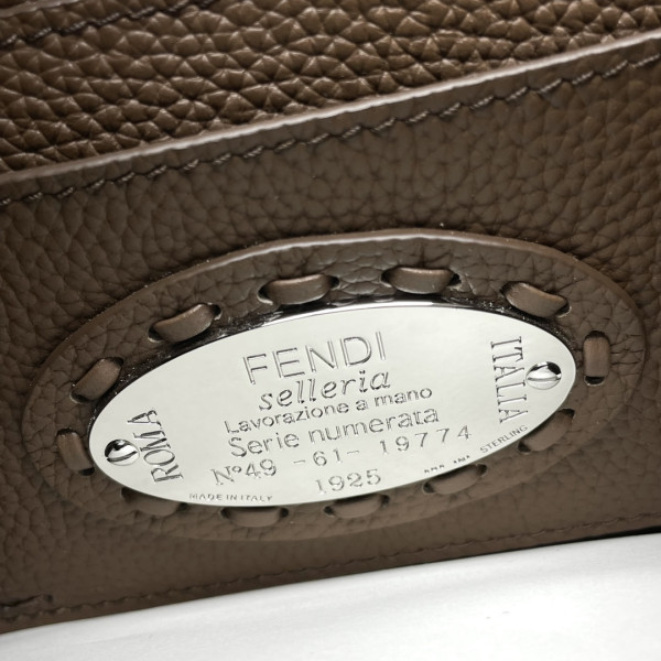 F**di peekaboo iseeu petite-20x11x15cm