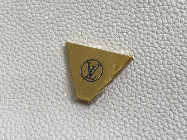 l0*is V*t0n soft twist-27*19*9cm