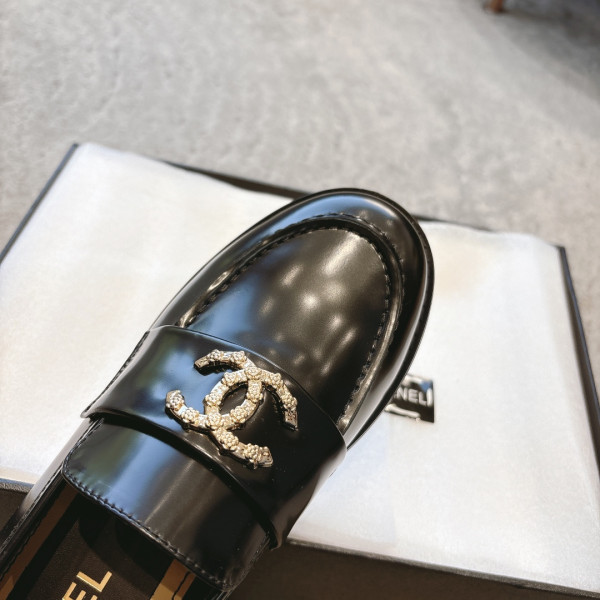 CL LOAFERS