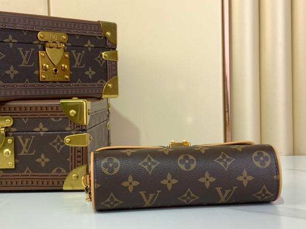 l0*is V*t0n pochette camille